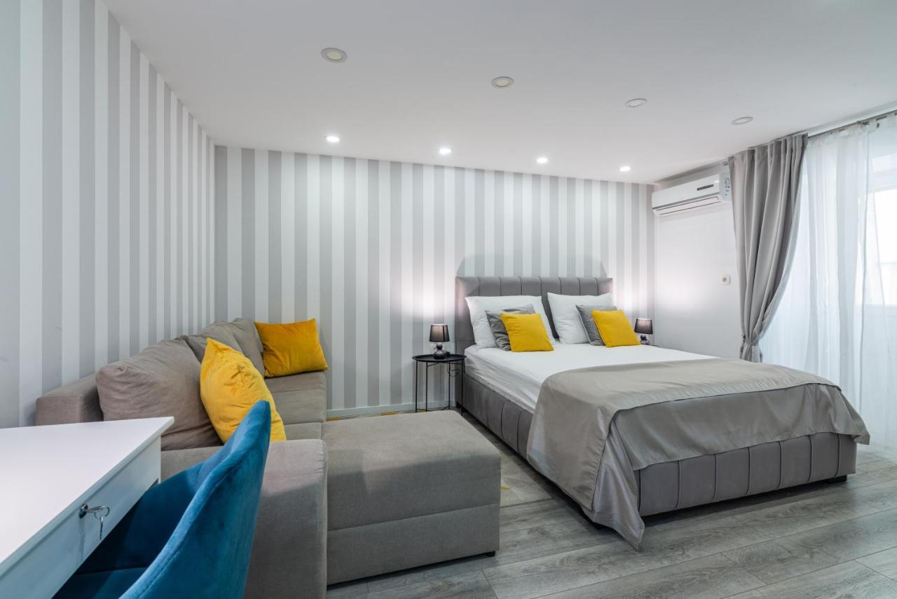 Small, Sweet & Cosy Apartments Рийека Екстериор снимка