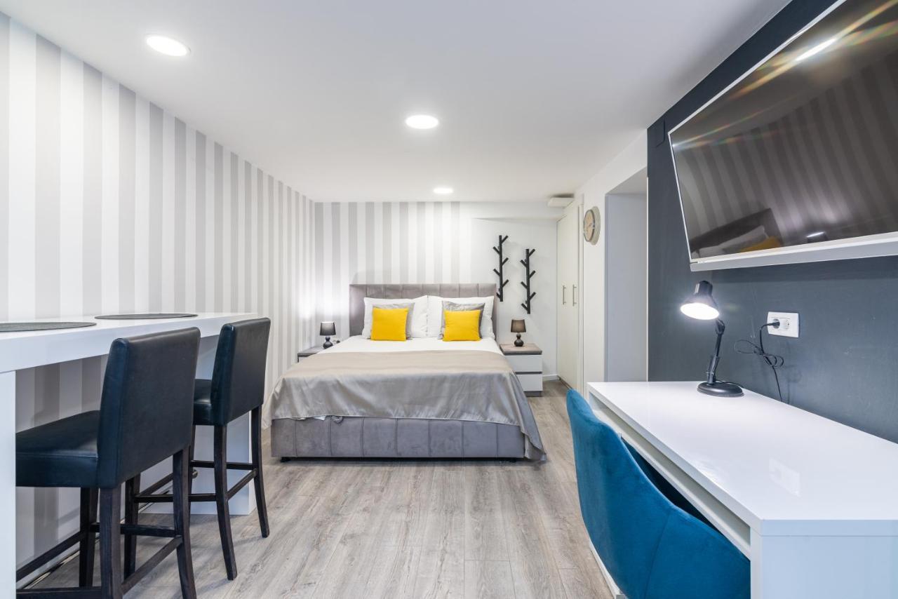 Small, Sweet & Cosy Apartments Рийека Екстериор снимка