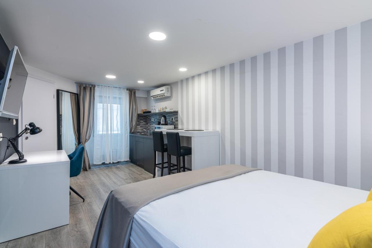 Small, Sweet & Cosy Apartments Рийека Екстериор снимка